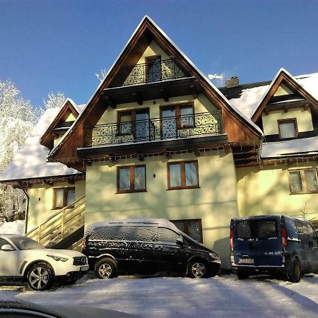 Dw Lassakowka Apartment Suche Bagian luar foto