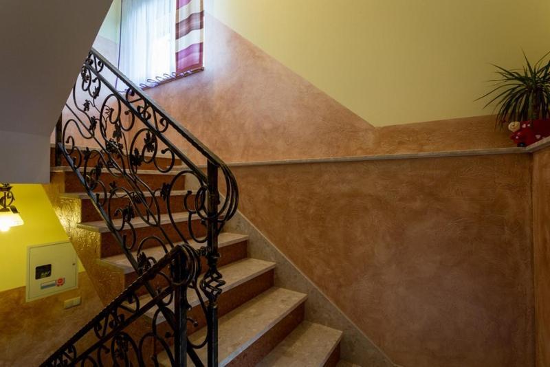 Dw Lassakowka Apartment Suche Bagian luar foto